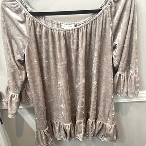 Beachlunchlounge Soft Velvet blouse